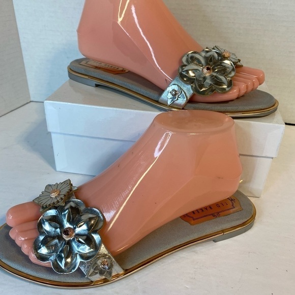 TED Baker London, Keely flat sandals, EUC - Picture 3 of 8